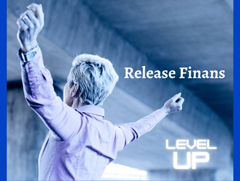 GymPartner har valt att arbeta tillsammans med Release Finans och Svea Ekonomi för att ge våra kunder möjlighet till snabba kreditbesked, enkla rutiner och personligt engagemang. Release Finans erbjuder ett genomarbetat koncept för leasing, hyra och konsumentkrediter med stor rörlighet. Svea Ekonomi har vi valt till privatkunder med köp upptill 60 000 kr. Leasing Leasing av LesMills BodyPump2.0 är en form av långtidshyra där företaget fördelar kostnaden över tiden. Vi äger objektet och kunden nyttjar det. Efter leasingtidens slut löses oftast avtalet till ett förutbestämt restvärde, i regel 5-10 % av finansierat belopp. Leasing binder inte kapital, är lätt att budgetera och kan anpassas till intäkterna. Hyra Hyra av LesMills BodyPump2.0 används när företaget är ute efter nyttjandet/funktionen, inte ägandet. Med ett hyresavtal får hyrestagaren möjlighet till byte av utrustningen alternativt komplettering under pågående hyrestid. Kontakta oss på GymPartner Sweden för mer information